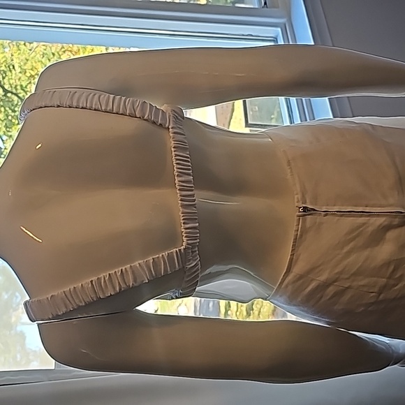 Reformation Linen Dress - Picture 4 of 8